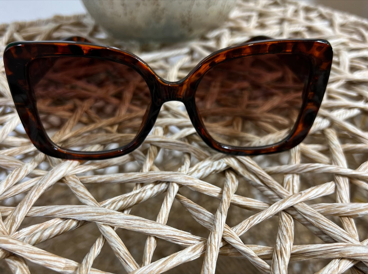 Sister Sunnie Square Sunglasses